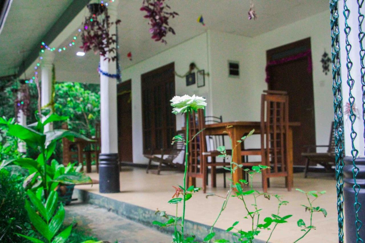 Sigiriya Mana B&B Exterior photo